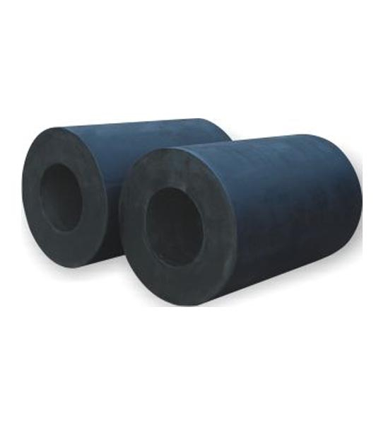 Cylinder type rubber fender